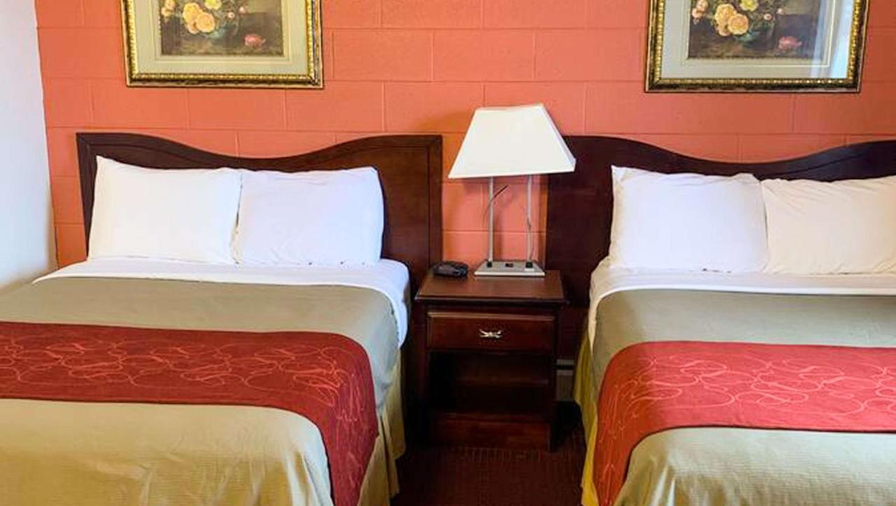 Rodeway Inn Manchester Bagian luar foto