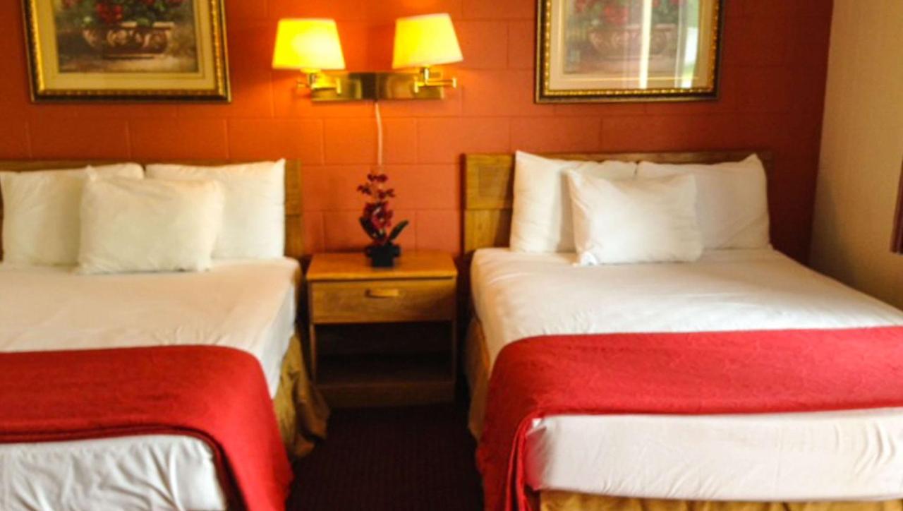 Rodeway Inn Manchester Bagian luar foto