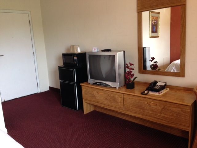 Rodeway Inn Manchester Ruang foto